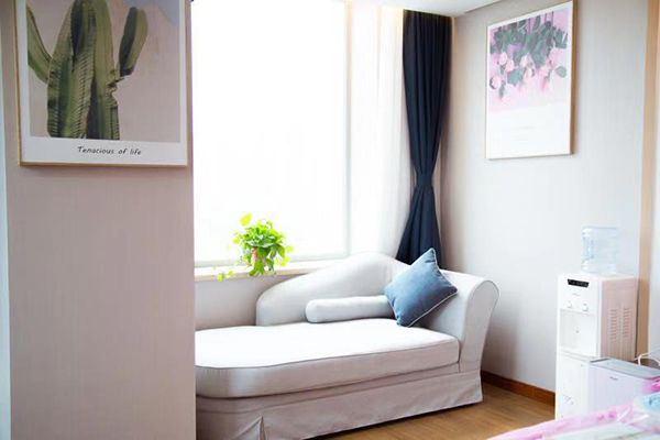 新乡专业护理人员如何收费 欢迎来电「河南爱宝丽家政服务供应」