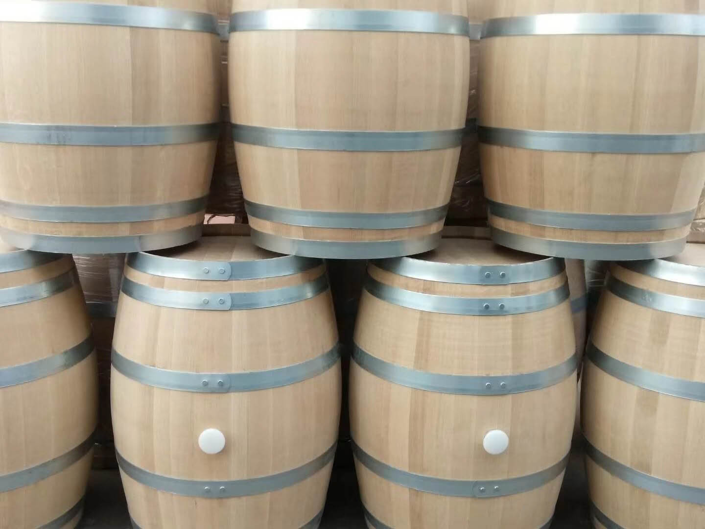木质橡木酒桶加工厂 创造辉煌「高密瑞鹏木业供应」