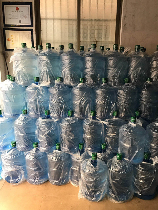 雁塔区送水价格行情 欢迎来电 西安市高新区咕咚桶装水配送供应
