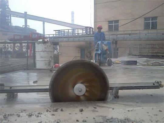 乌鲁木齐市地下室切割要多少钱 新疆安胜达拆除工程供应