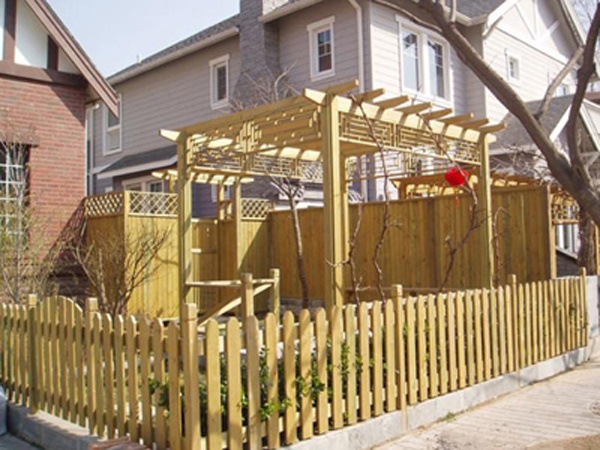 张店区中式防腐木围栏安装,围栏