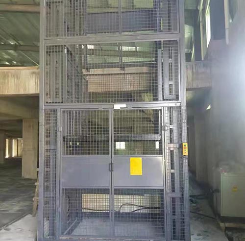 天津导轨式升降机供应商 卓钢升降机械供应