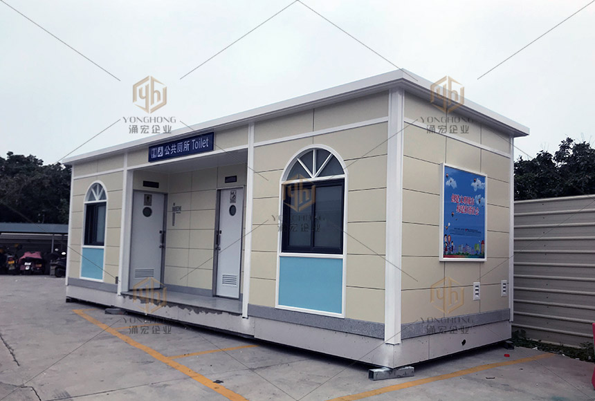 上饶钢结构生态厕所, 移动厕所的普及给我们的生活带来了非常大的便捷,厦门景区移动环保公厕和大家说一下移动厕所便利性有哪些。我们在外出旅游的时候都经常需要方便,而这个时候如果景区内没有厕所那就会很麻烦,,景区移动环保厕所的运用很大程度的解决了游客方便的问题。 移动厕所的美观设计很好的融入到整个旅游景区,是各景区不可或缺的,也成为了景区一道独特的风景线,与传统厕所相比有非常大的优势。 一般来说,景区的进出口附近都需要安装移动环保厕所。进出口的地方人流量一般来说是集中量大的,生态厕所。而且一般来说,人们在进入景