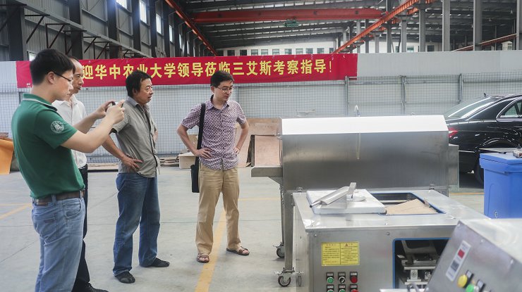 西藏质量黄鳝泥鳅宰杀机 值得信赖 安徽三艾斯机械科技供应