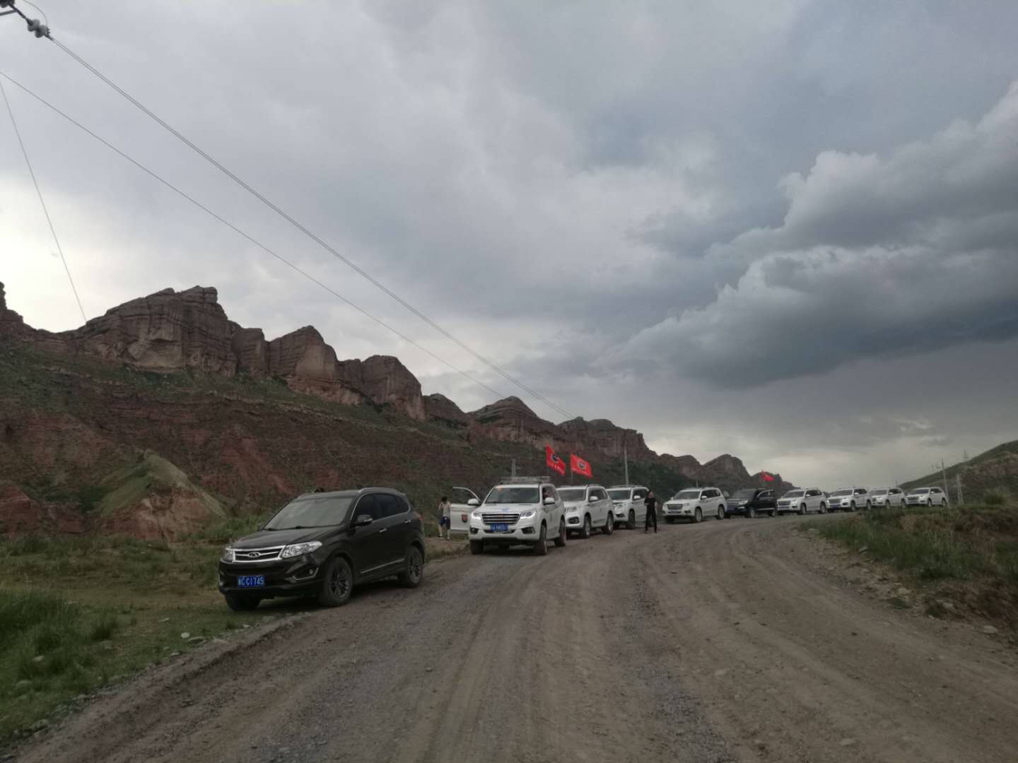 新疆乌市豪华车排名 承诺守信 新疆运通行国际旅游服务供应