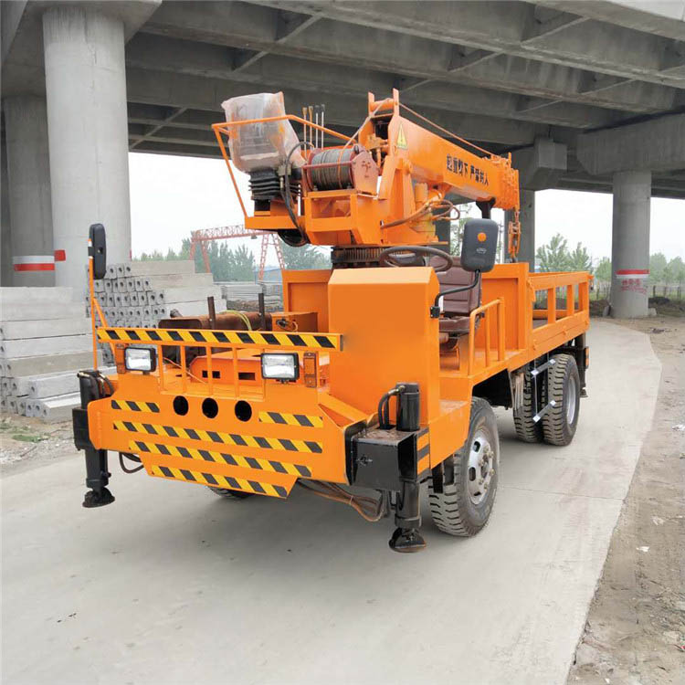 河南六輪四驅(qū)拉壽材用隨車吊方便好用