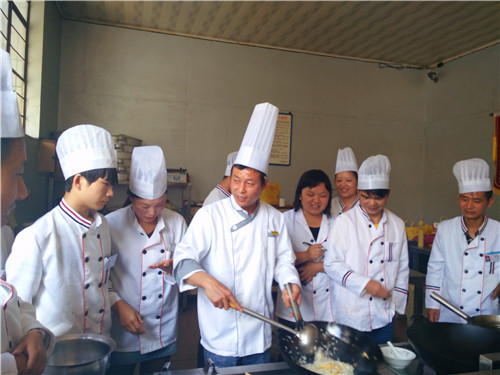 昆明专业育婴师培训培训考证学校 真诚推荐 云南先科职业培训学校供应