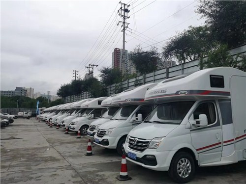西藏包车攻略 海东润青国际旅行社供应