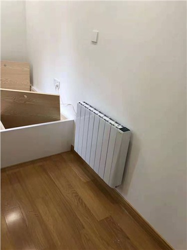 江蘇正規(guī)散熱片,散熱片