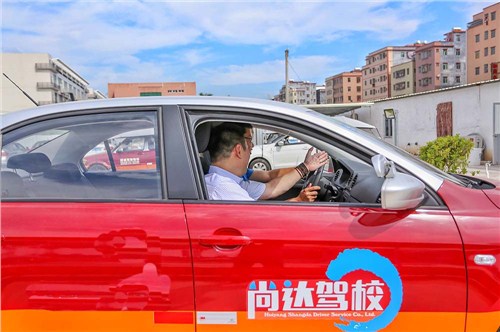惠城區(qū)學(xué)A牌駛照哪家駕校快 惠州市源誠(chéng)駕駛員培訓(xùn)服務(wù)供應(yīng)