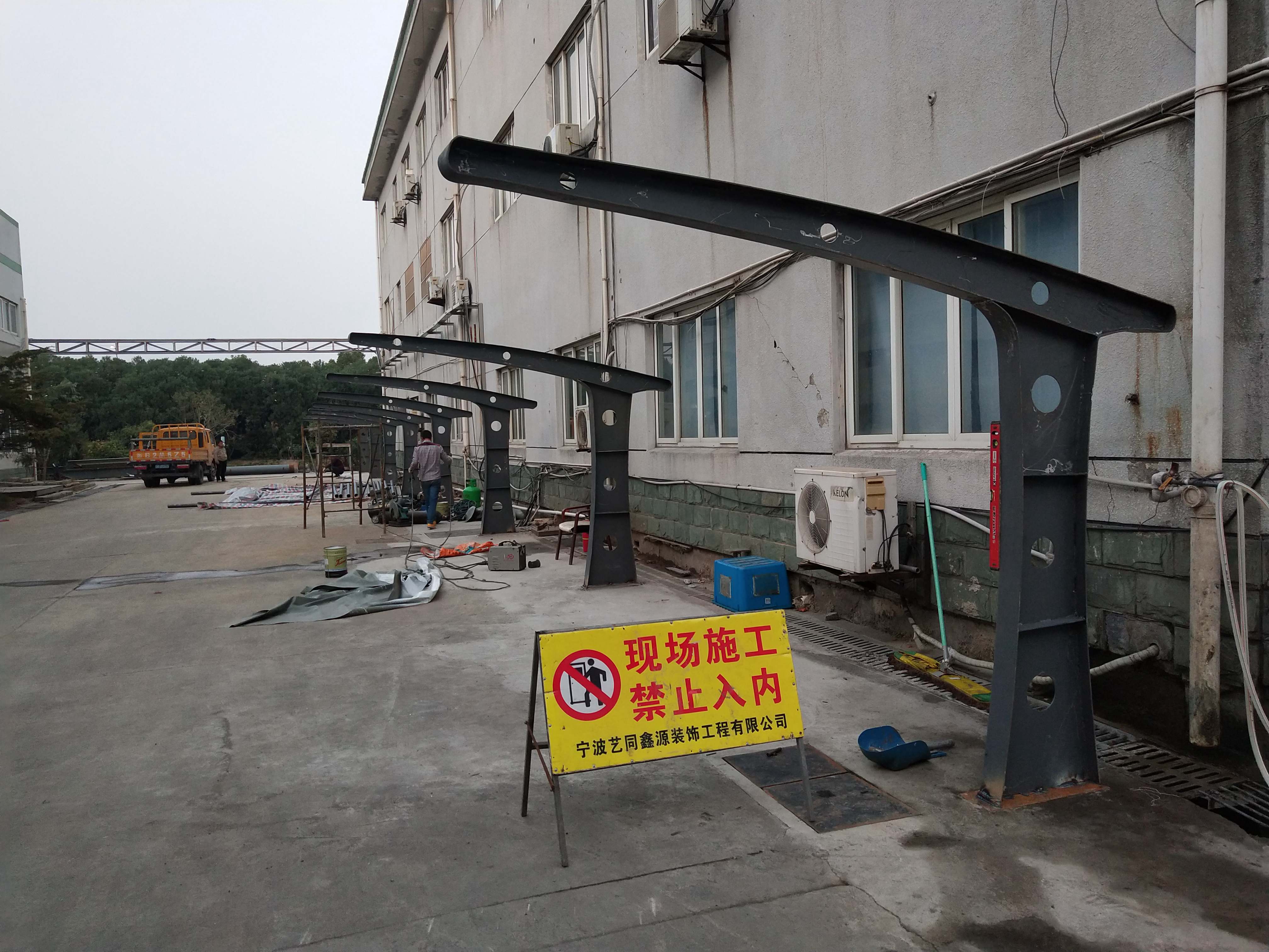 湖州市德清县	膜结构厂家供应 真诚推荐「宁波艺同鑫源装饰工程供应」