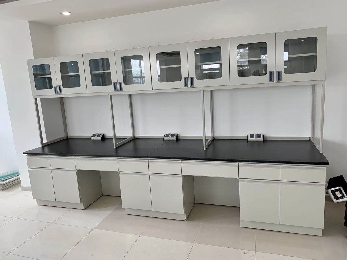 苏州全木实验边台边台 客户至上「苏州春凯实验设备供应」