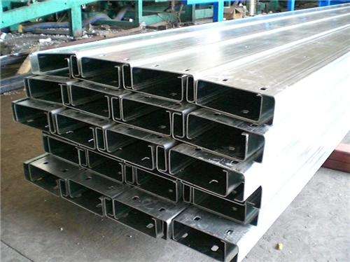 哈密工字钢零售「新疆玖郅琨鹏贸易供应」