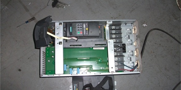 白銀高壓軟啟動器控制器售后上門修理聯系方式,控制器