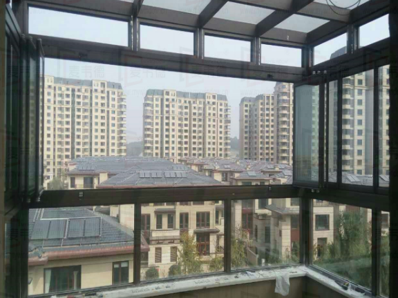 北京阳台安装全开窗户方便,全开窗