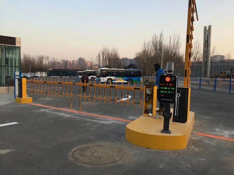 奉贤区新型停车场车牌识别系统服务公司 欢迎来电「上海天岐山电子科技供应」