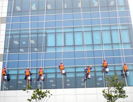 江苏专业玻璃外墙维护厂家直供 欢迎来电 无锡鹏德幕墙装饰供应