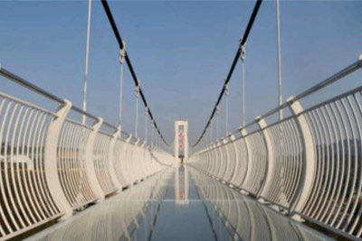 河北创意吊桥安装费用 欢迎来电 新乡市鑫豫游乐设备供应