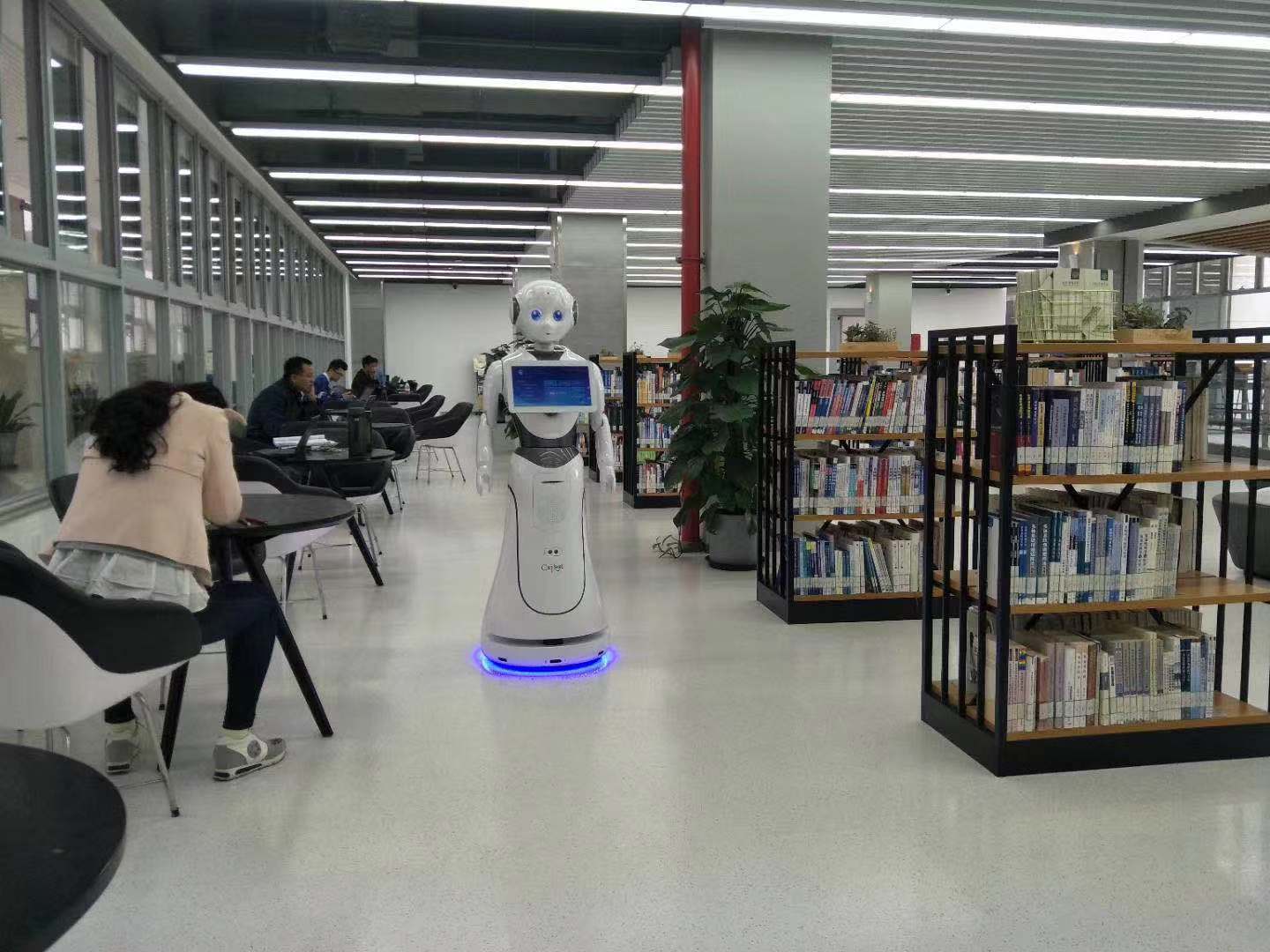 洛阳智能教育机器人品质售后无忧 服务至上 昆山新正源机器人智能科技供应