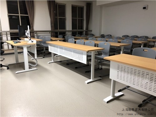 上海学校教室内课桌椅_上海翰思家具教育家具产品